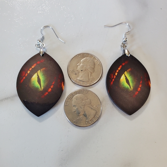 Dragon Eye Earrings - Picture 5 of 10